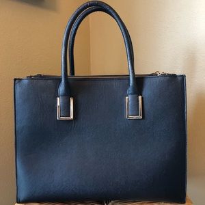Excellent condition! Black Purse